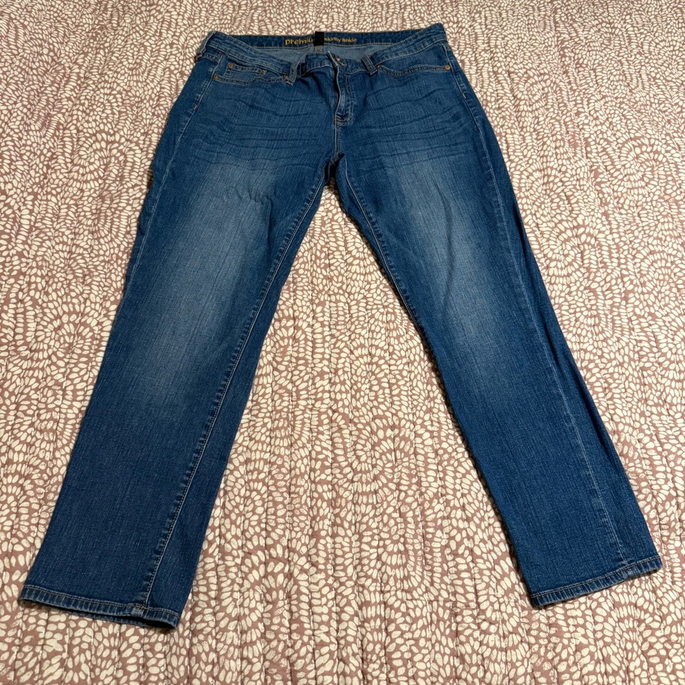 GAP Women's‎ Straight Leg Blue Jeans